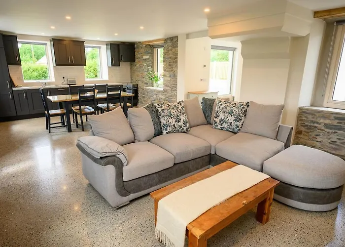 Old School Road Sleeps 6 Tatil Evi *