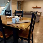 Old School Road Sleeps 6