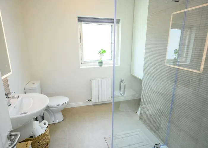 Old School Road Sleeps 6 Cill Airne